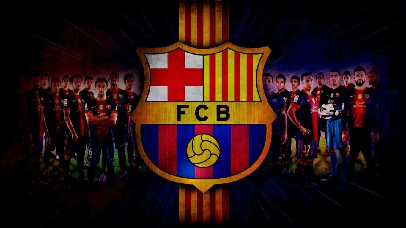 L’écusson du FC Barcelone, présentant un bouclier avec des rayures verticales rouges et jaunes au-dessus de rayures horizontales bleues et rouges, surmonté de la bannière rayée emblématique du club.