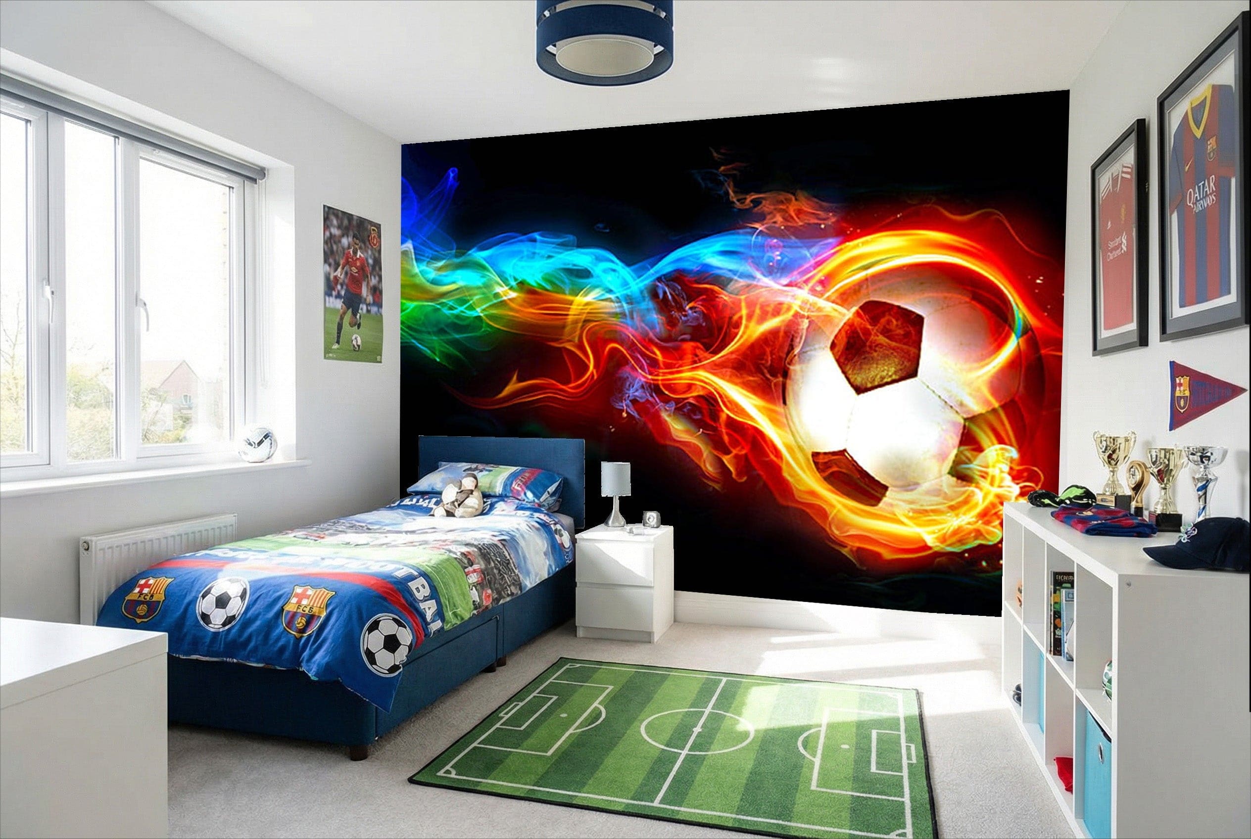 Papier peint ballon en feu passion soccer avec balle de football flamboyante aux flammes arc-en-ciel sur fond noir