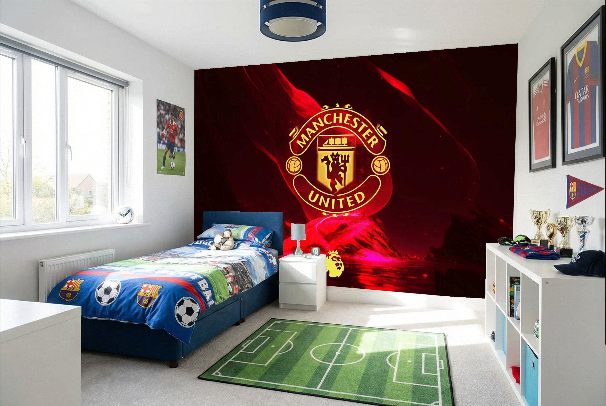Papier peint manchester united f.c. pour fans avec logo rouge et noir audacieux pour décoration murale football