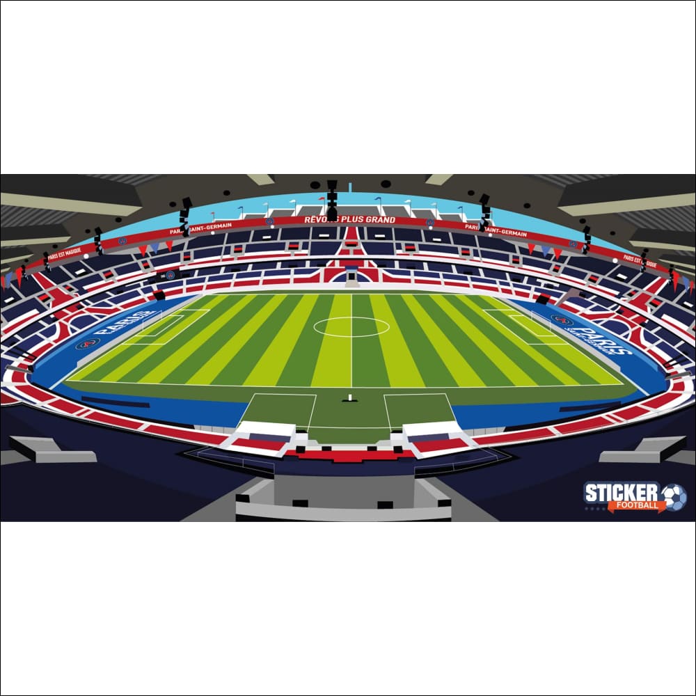 Terrain de football vert avec des rayures blanches et une bordure rouge, logo du Paris Saint-Germain sur les tribunes.