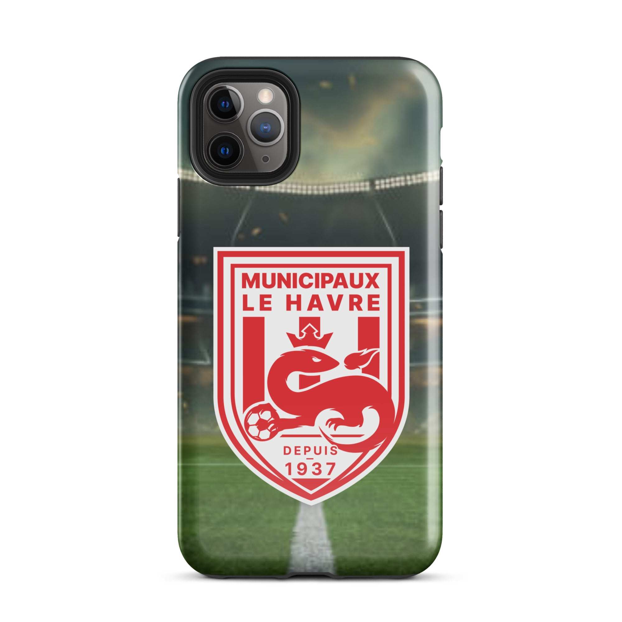 Un étui pour smartphone avec l’emblème d’un club de football sur fond de stade.