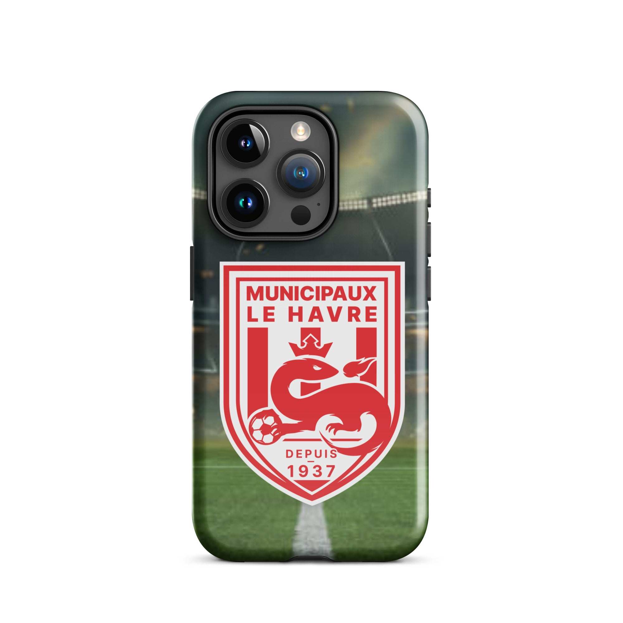 Un iPhone avec une coque sur le thème du football.
